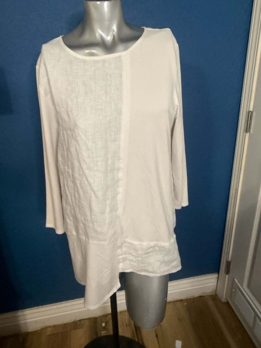 Lisa Bayne White Linen Bamboo Tunic Top M Asymmetrical Mixed Media Lagenlook